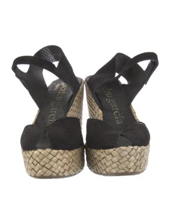 Pedro Garcia Suede D'Orsay Pumps