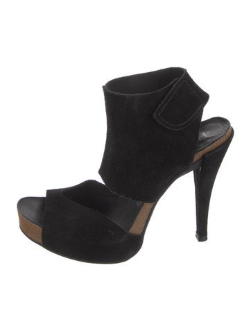 Pre-owned Pedro Garcia Suede Slingback Pumps In Black