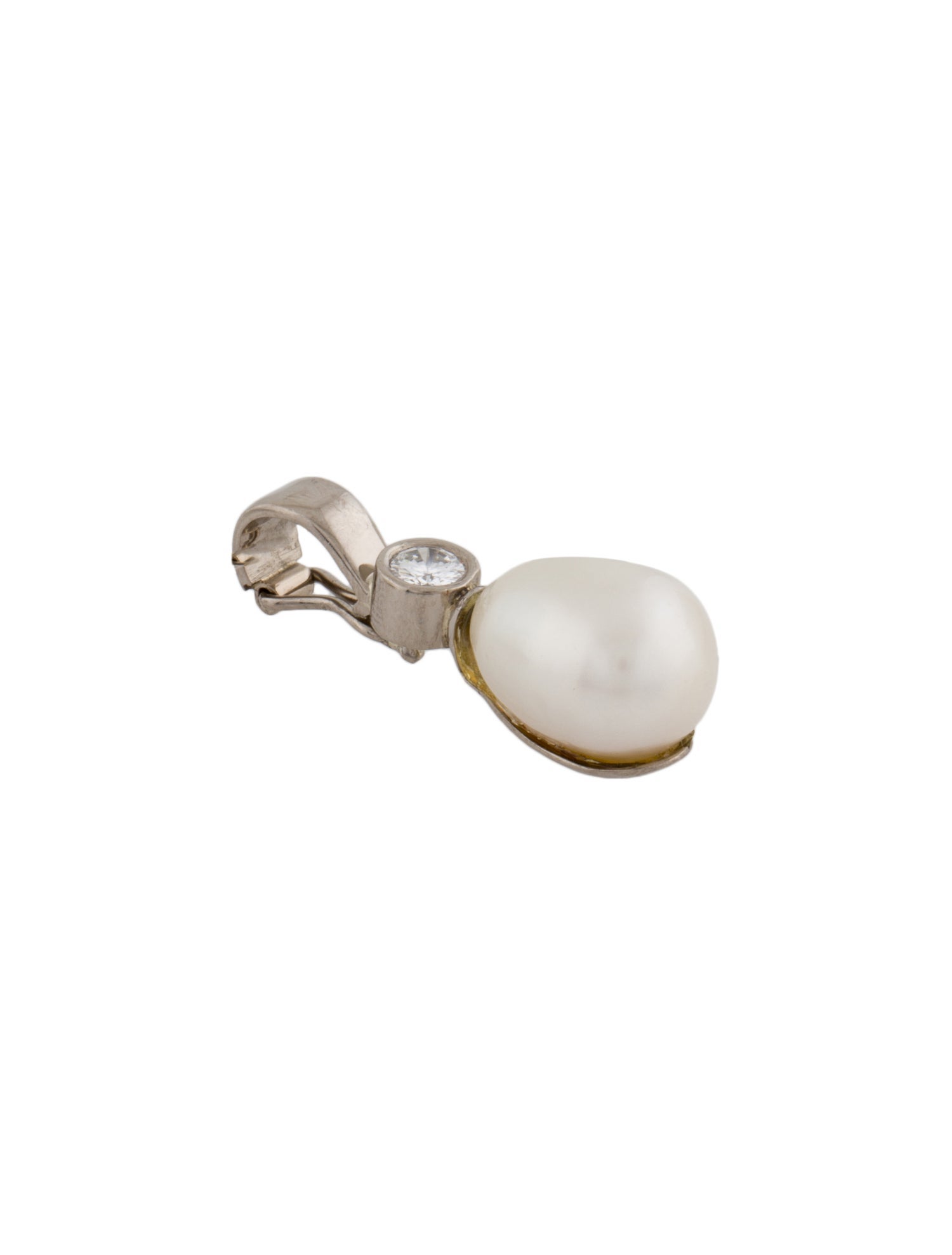 Pendant 18K Pearl & Diamond Enhancer Pendant
