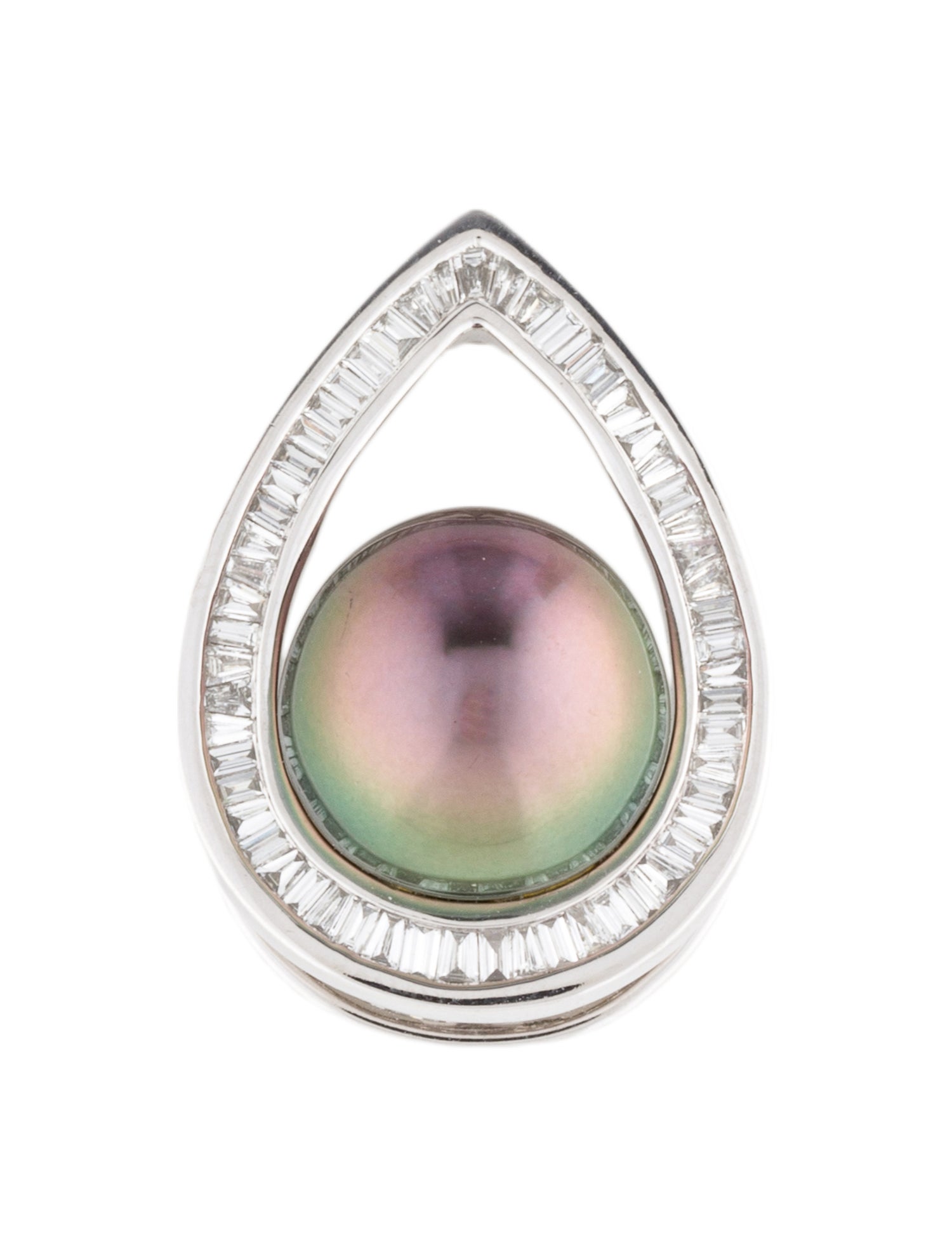 Pendant 18K Pearl & Diamond Pendant