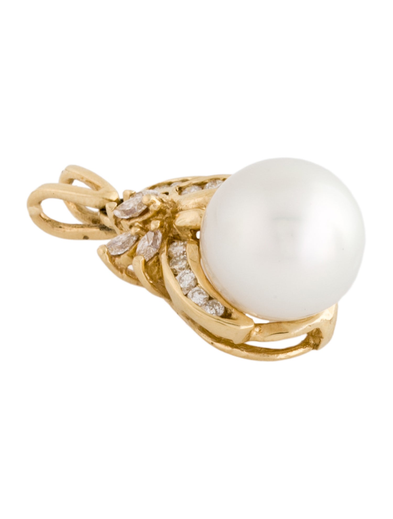 Pendant 14K Pearl & Diamond Pendant