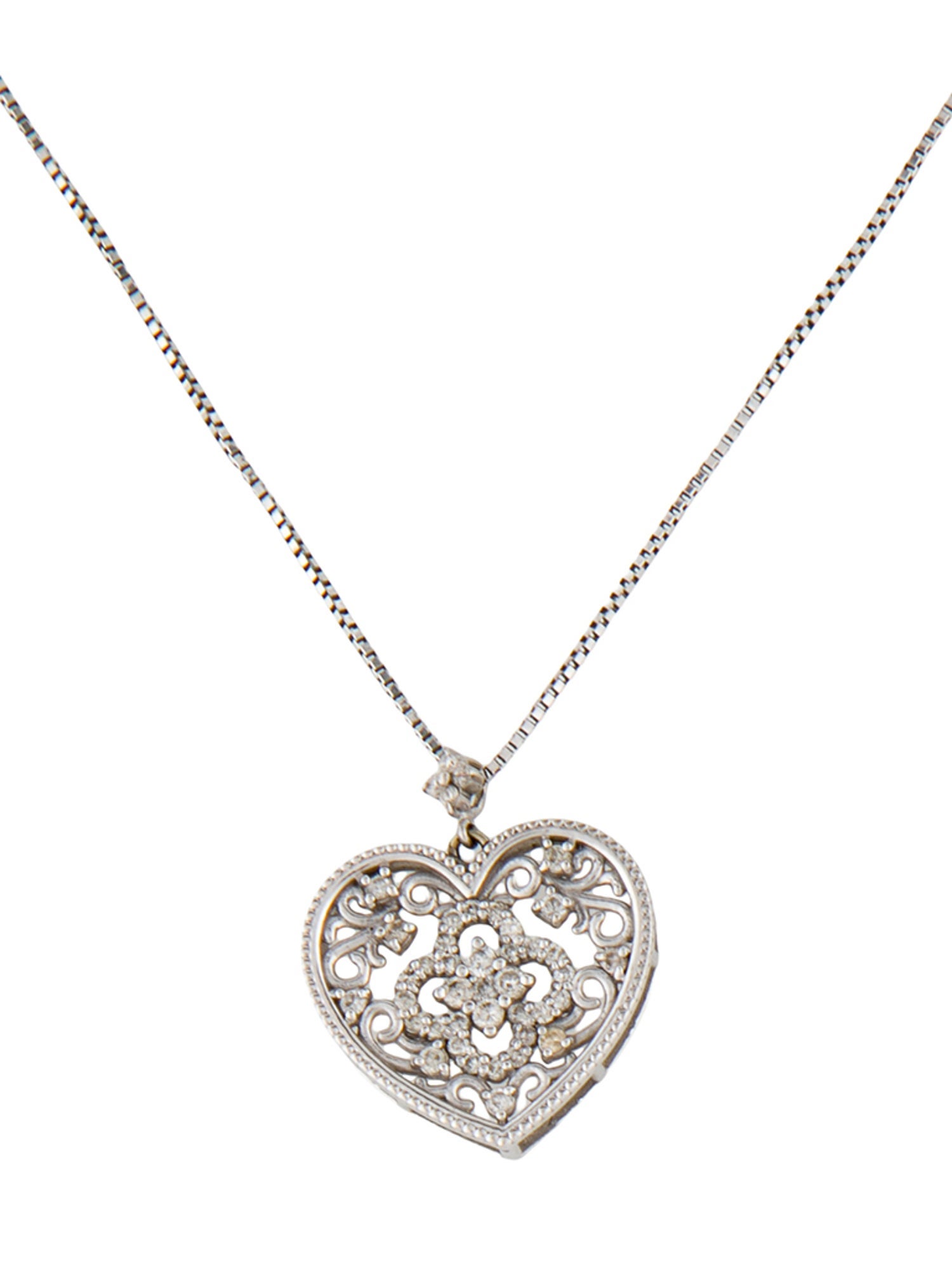 Pendant 18K Diamond Filigree Heart Necklace