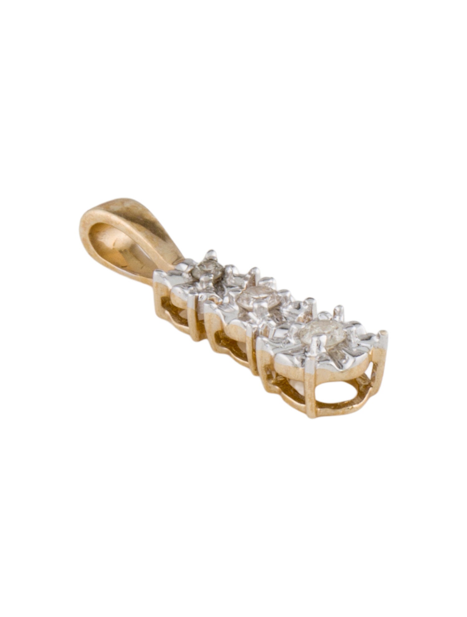 Pendant 10K Diamond Graduated Pendant