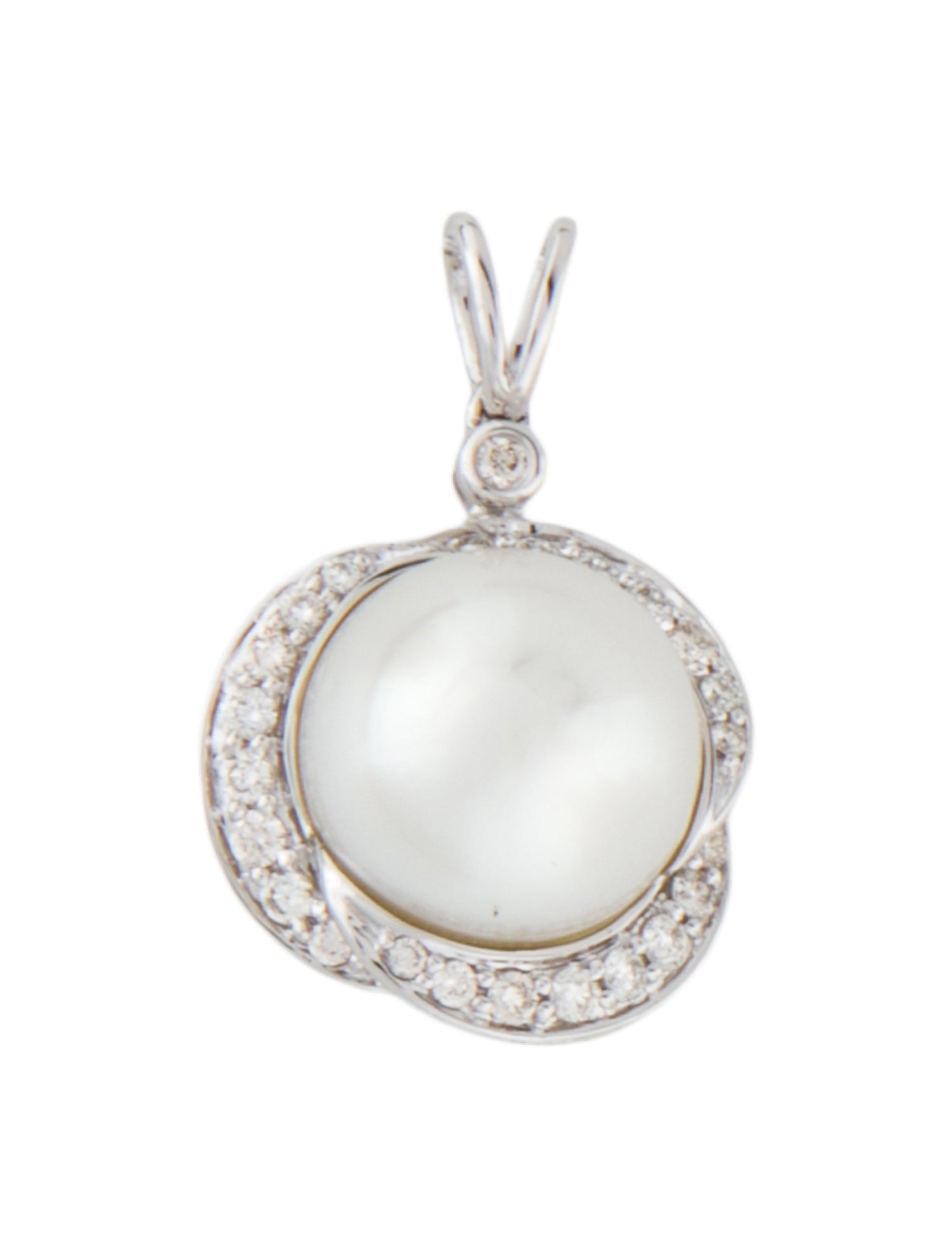 Pendant 18K Pearl & Diamond Pendant