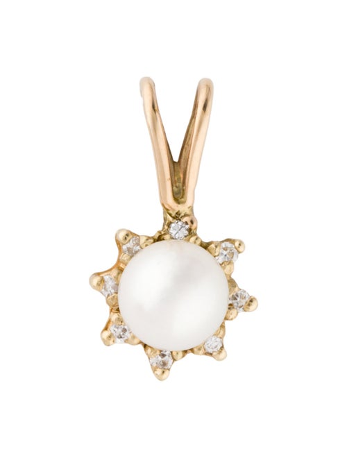 Pendant 14K Pearl & Diamond Pendant
