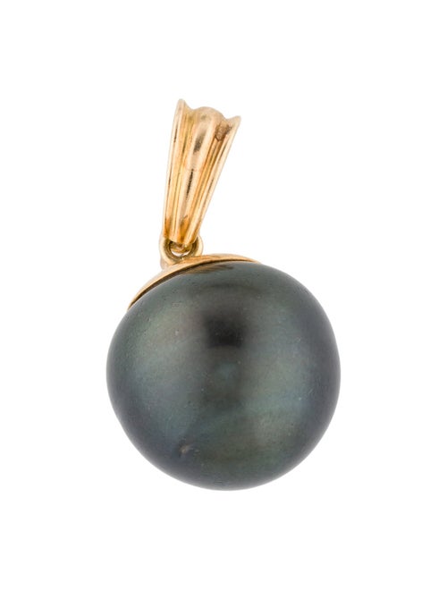 Pendant 18K Dyed Pearl Pendant