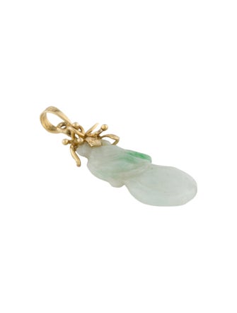 Pendant 14K Jadeite Squash Pendant