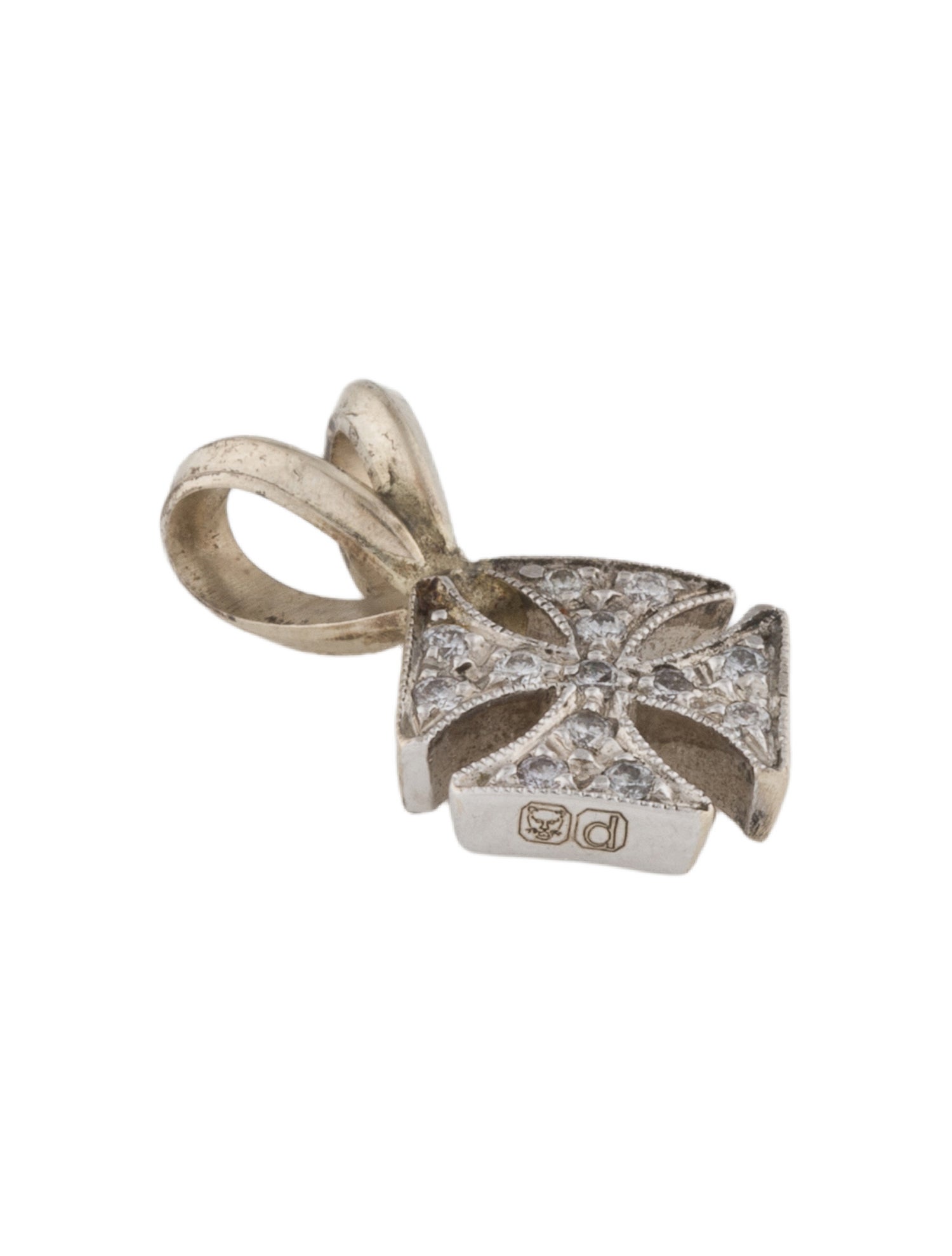 Pendant Diamond Cross
