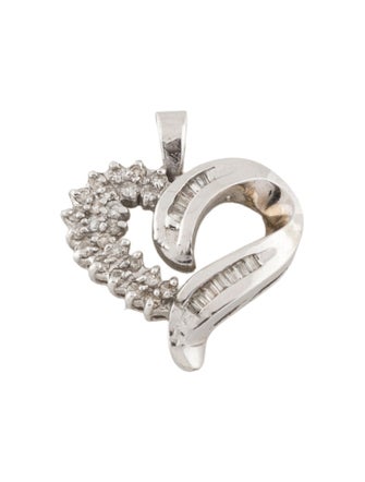 Pendant 14K Diamond heart Necklace