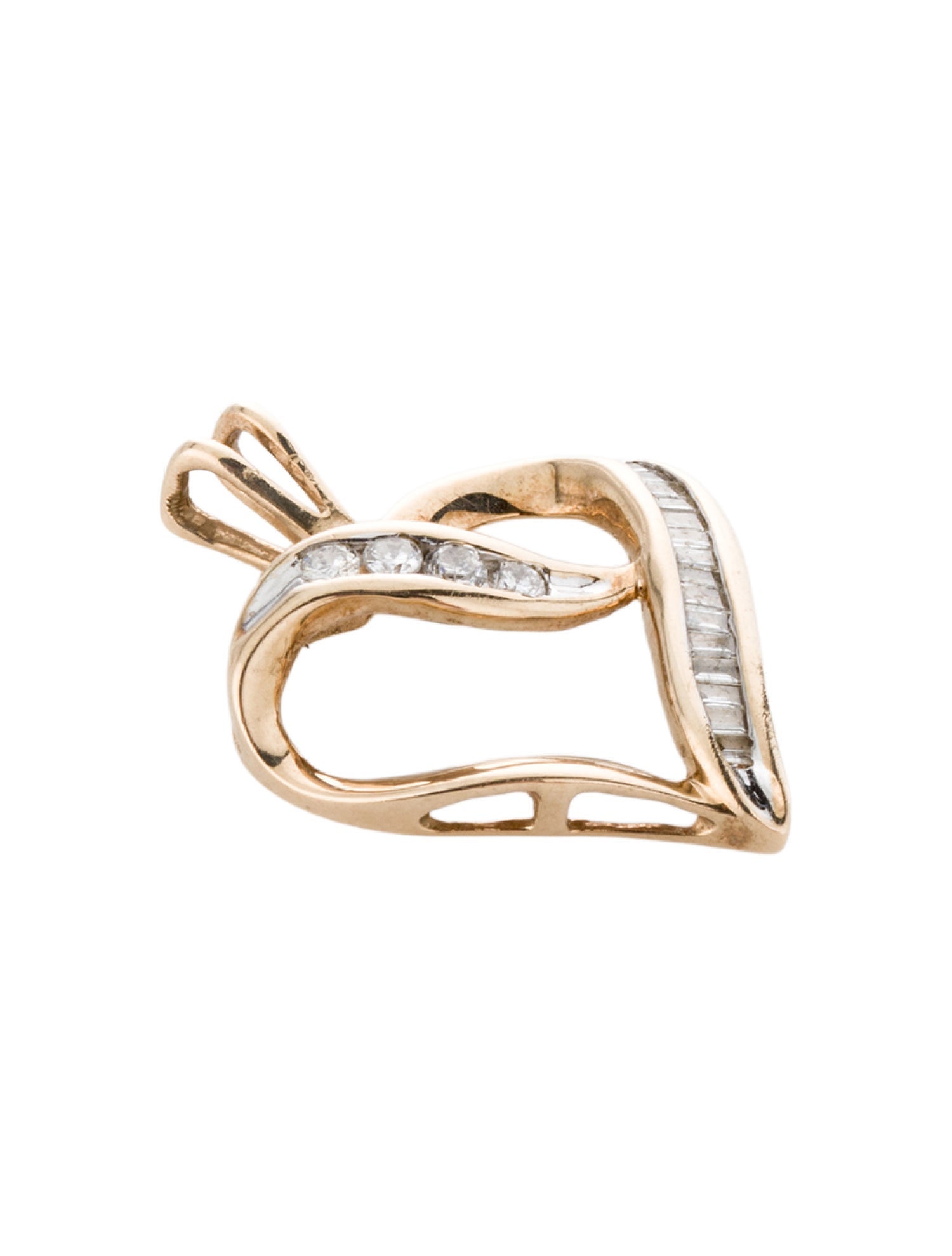 Pendant 10K Diamond Heart Necklace