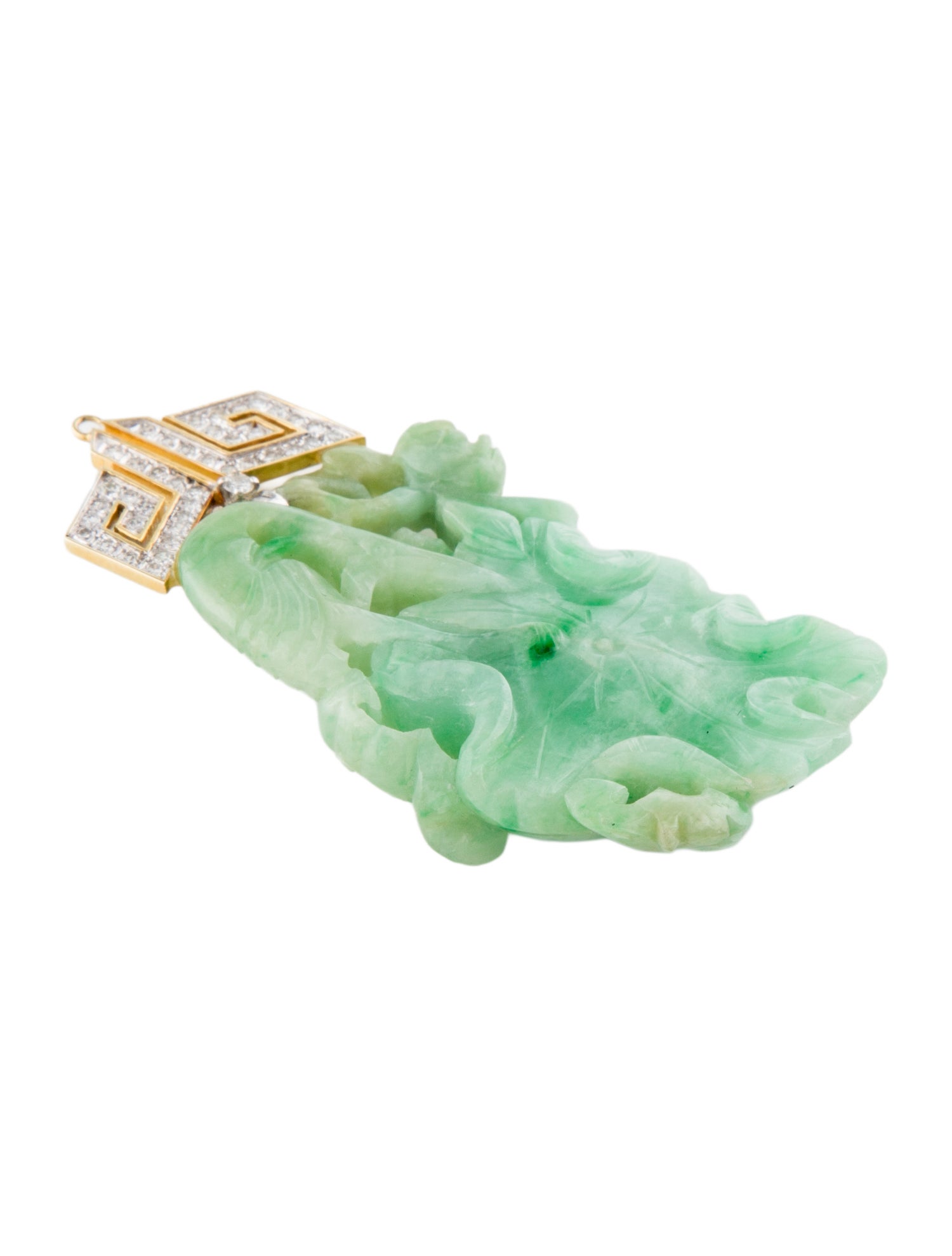 Pendant Jadeite & Diamond Carved