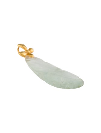 Pendant 18K Carved Jadeite Pendant
