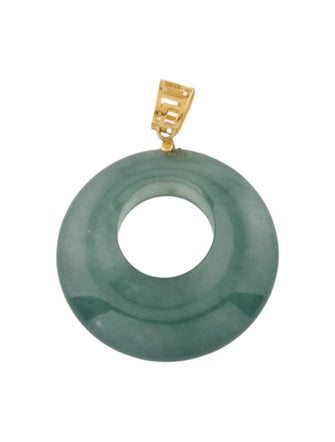 Pendant 18K Carved Jadeite Pendant