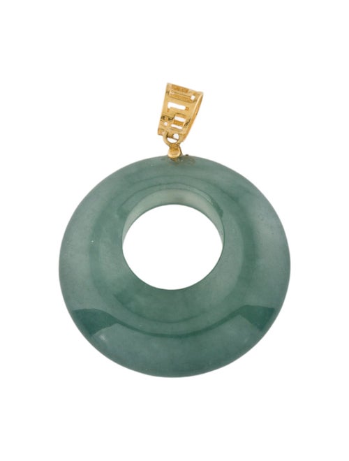 Pendant 18K Carved Jadeite Pendant
