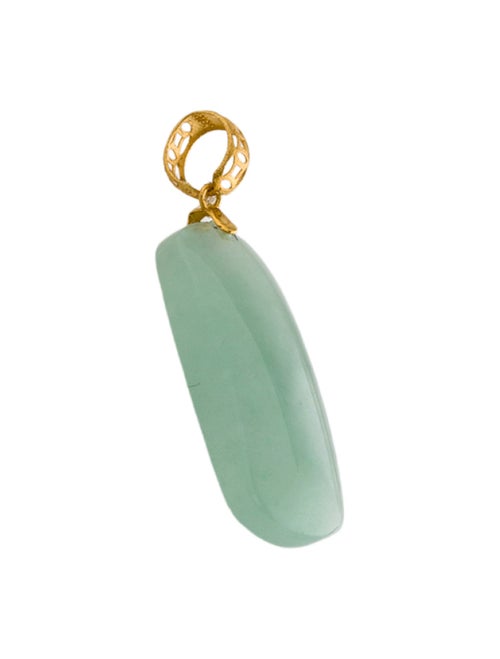 Pendant 18K Carved Jadeite Pendant