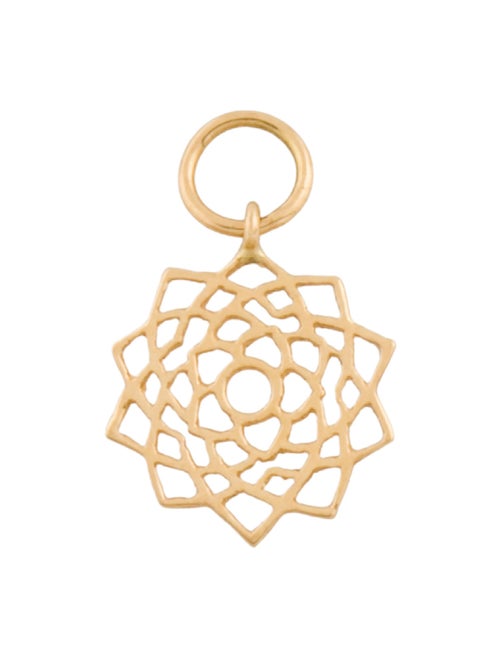 Pendant 18K Flower Pendant