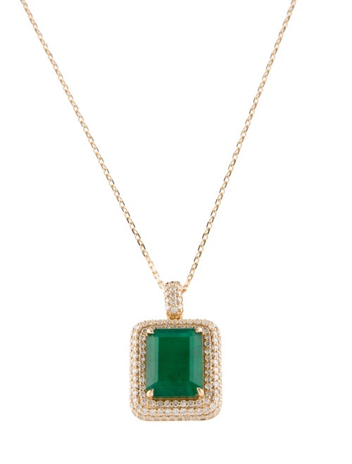 Pendant 18K 6.58ct Emerald & Diamond Pendant Necklace
