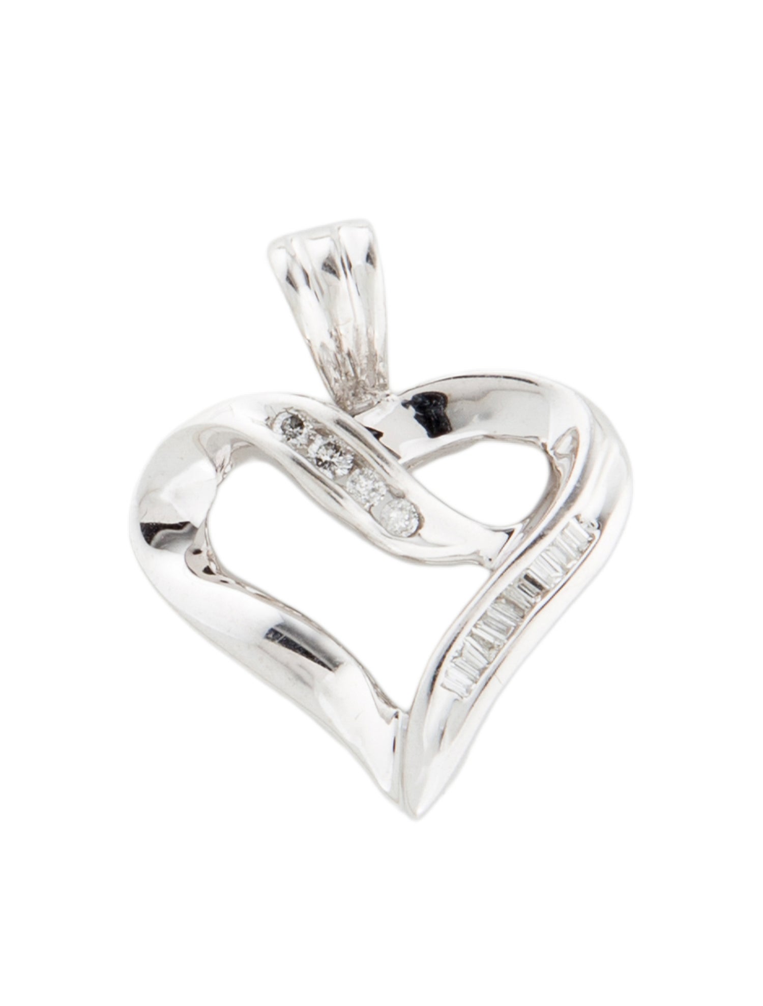 Pendant 10K Diamond Heart