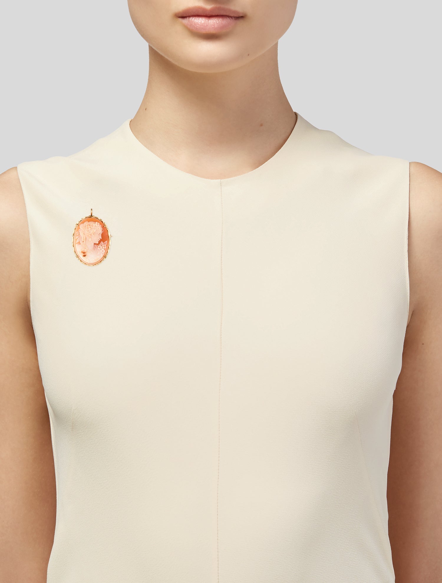 Pendant 14K Shell Cameo Brooch