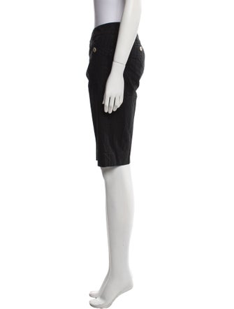 Piazza Sempione Knee-Length Shorts