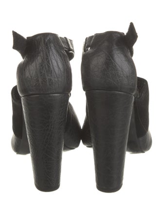 Pierre Hardy Leather Mules