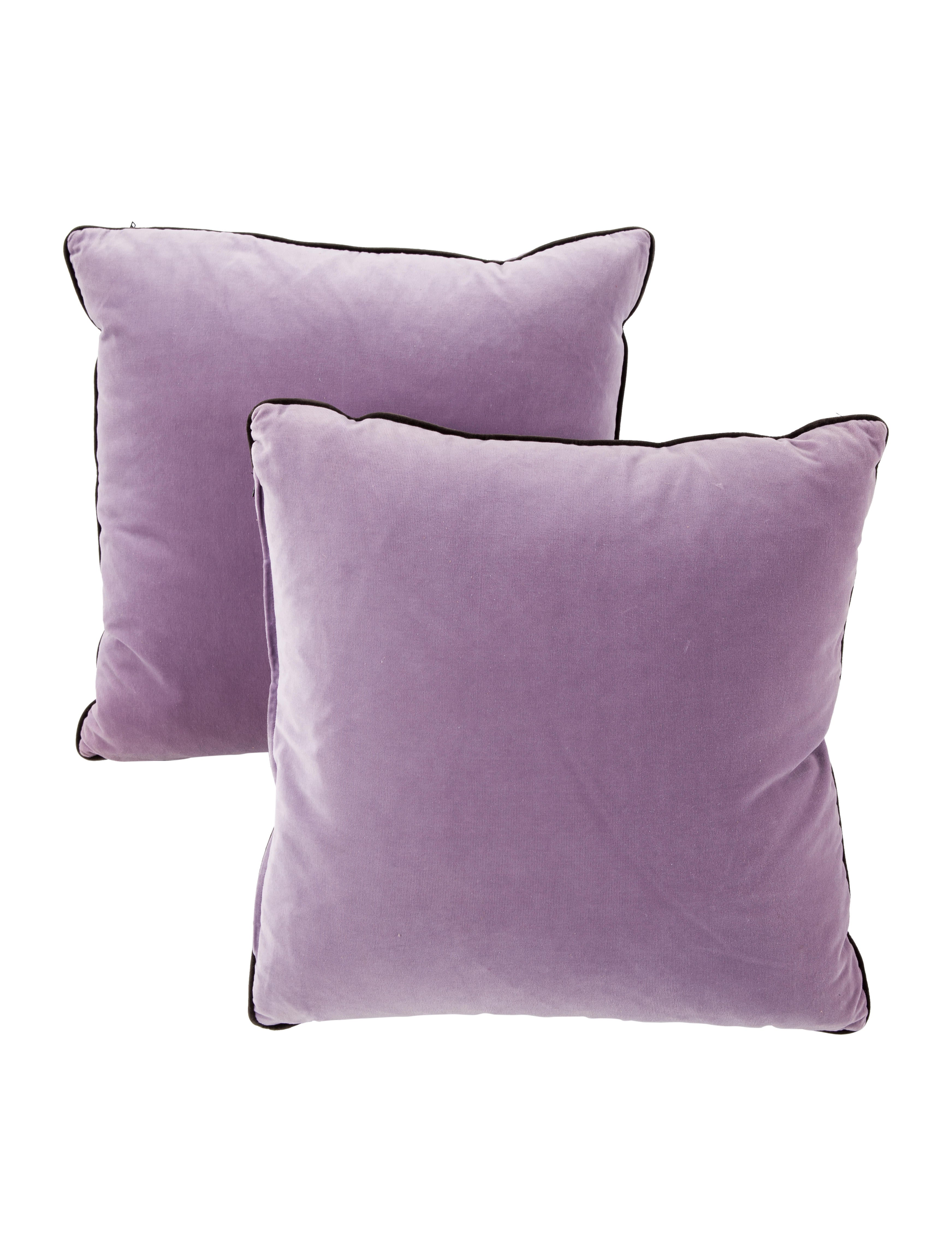 Pair Of Velvet Throw Pillows Pair Of Velvet Throw Pillows