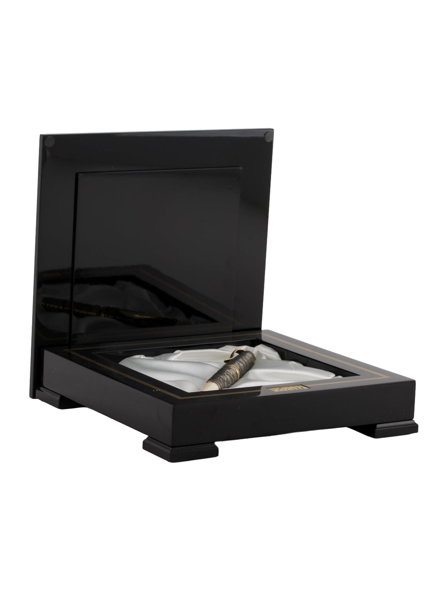 Pelikan Limited Edition Myth of the Moon Goddess LE Fountain Pen