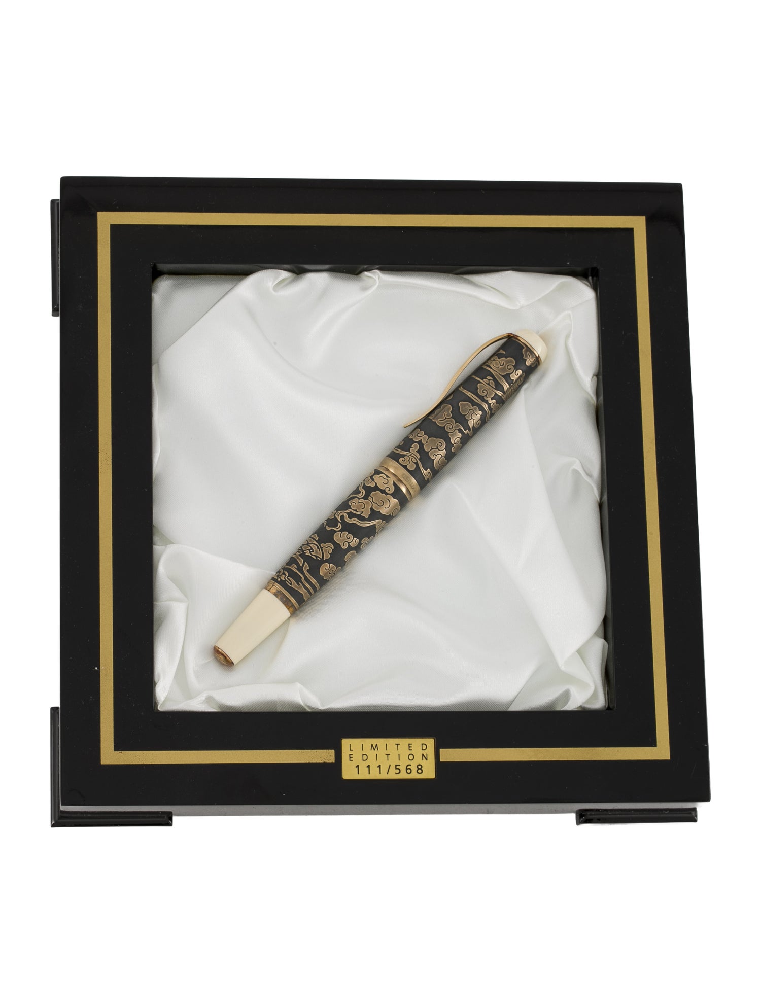 Pelikan Limited Edition Myth of the Moon Goddess LE Fountain Pen