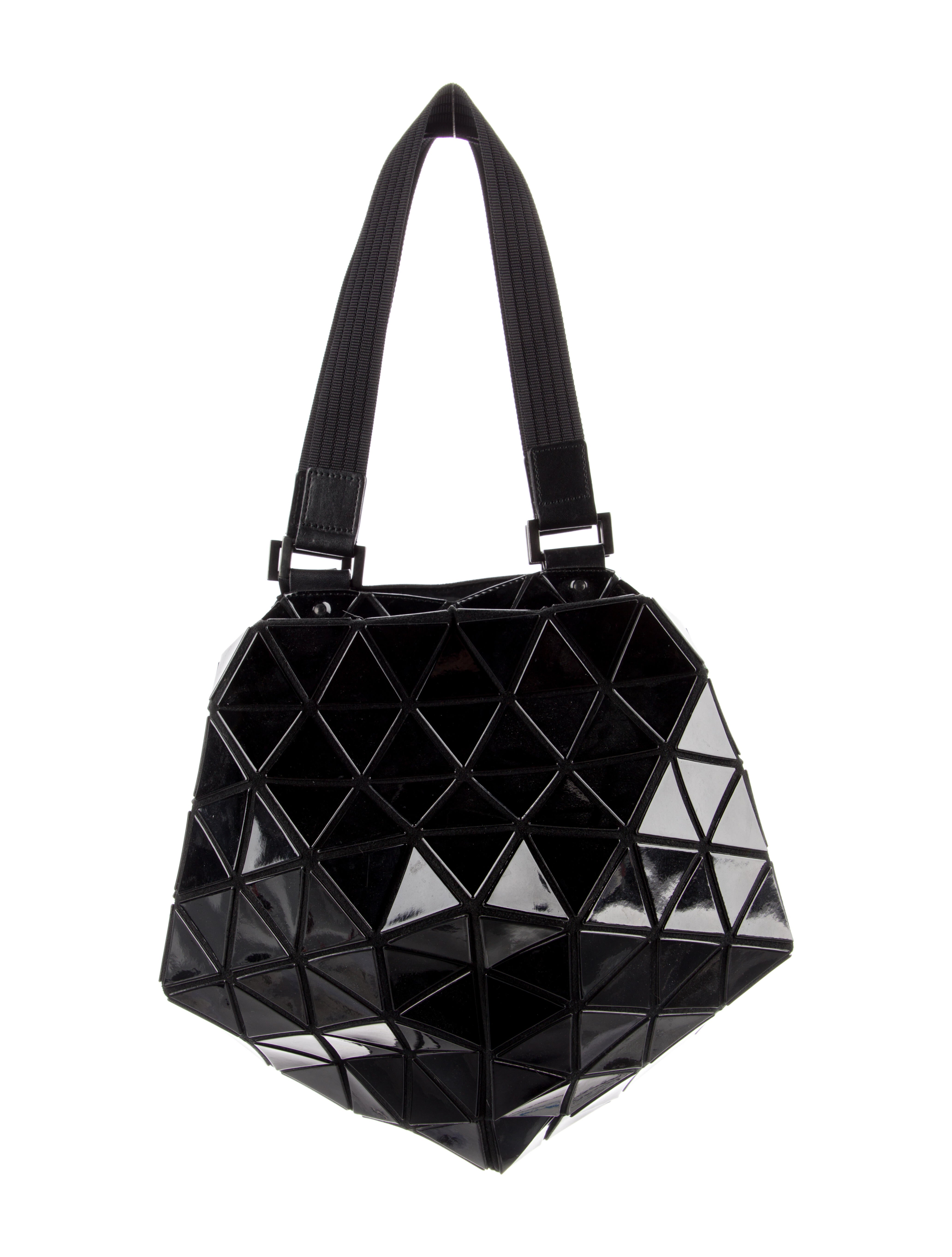 Pleats Please Issey Miyake Acrylic Handle Bag Black Shoulder Bags