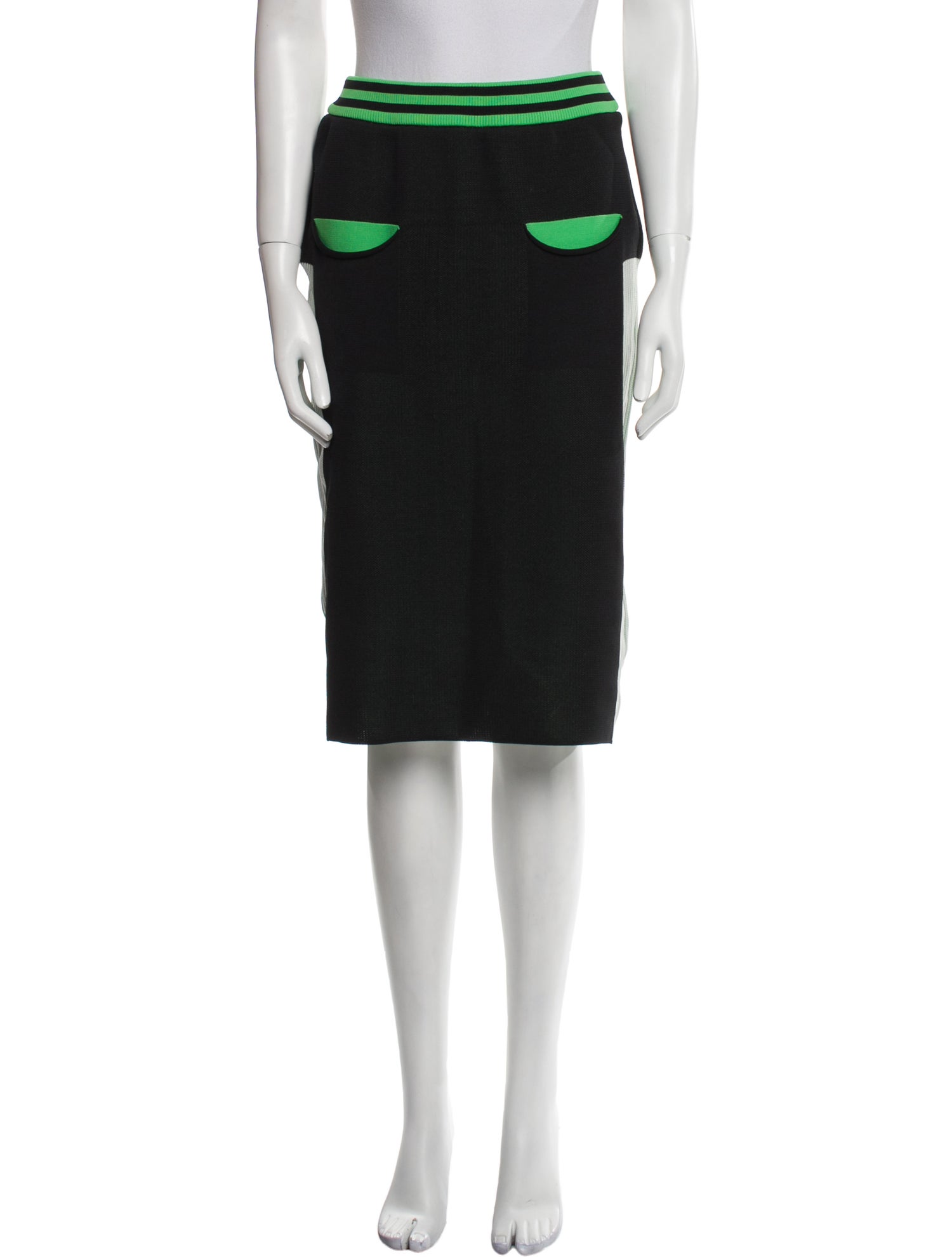 Pleats Please Issey Miyake Knee-Length Skirt