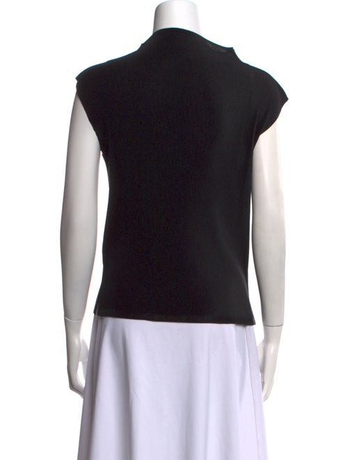 Pleats Please Issey Miyake 2020 Bateau Neckline Top