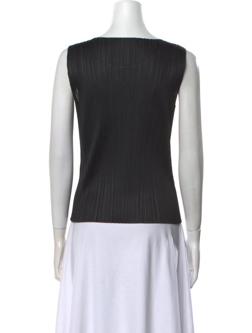 Pleats Please Issey Miyake Scoop Neck Sleeveless Top