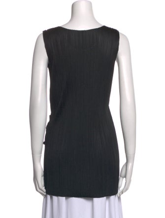 Pleats Please Issey Miyake Scoop Neck Sleeveless Top
