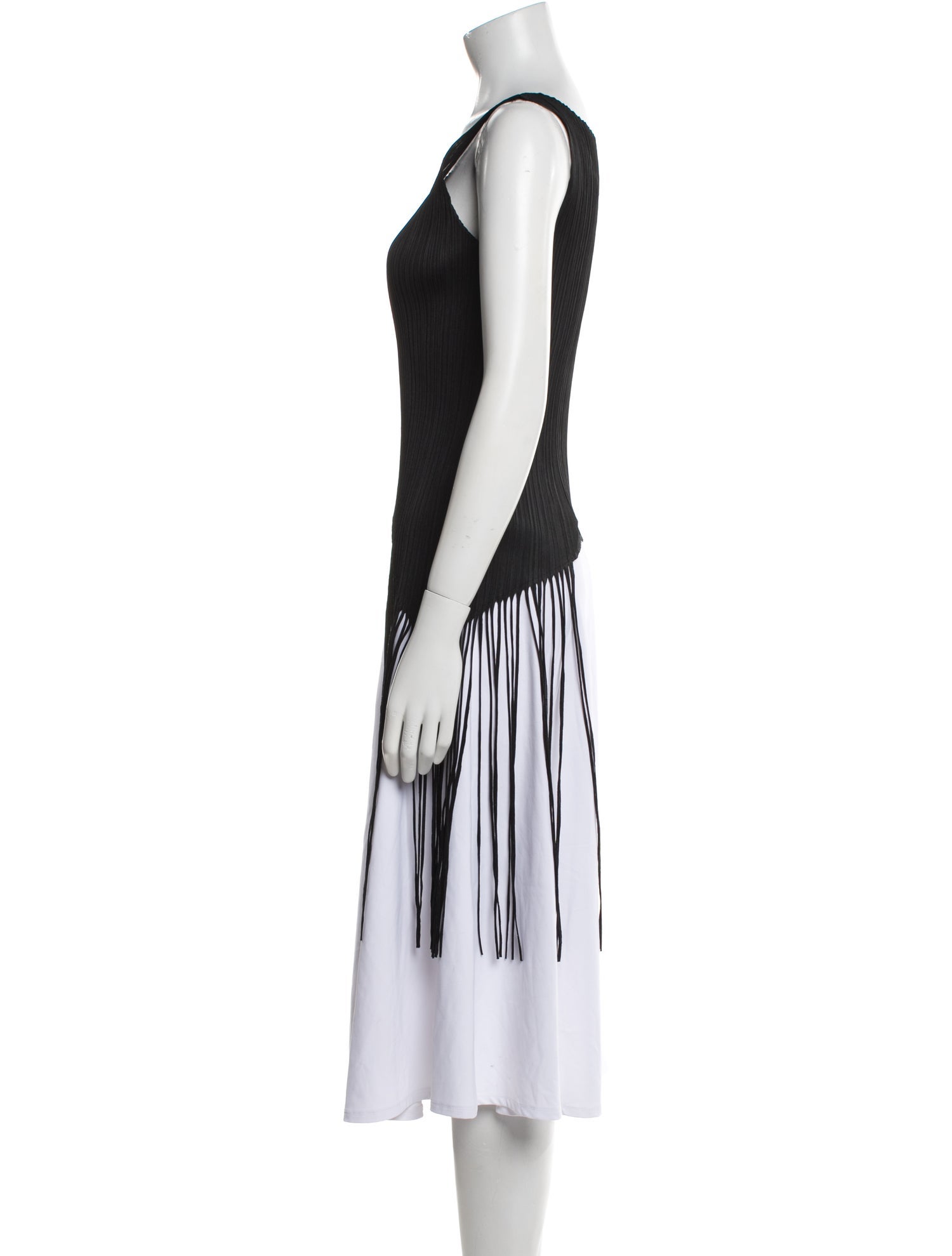 Pleats Please Issey Miyake Scoop Neck Sleeveless Top