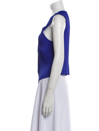 Pleats Please Issey Miyake V-Neck Sleeveless Crop Top