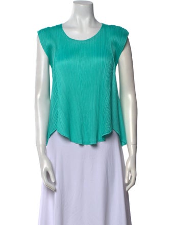 Pleats Please Issey Miyake Scoop Neck Short Sleeve Crop Top