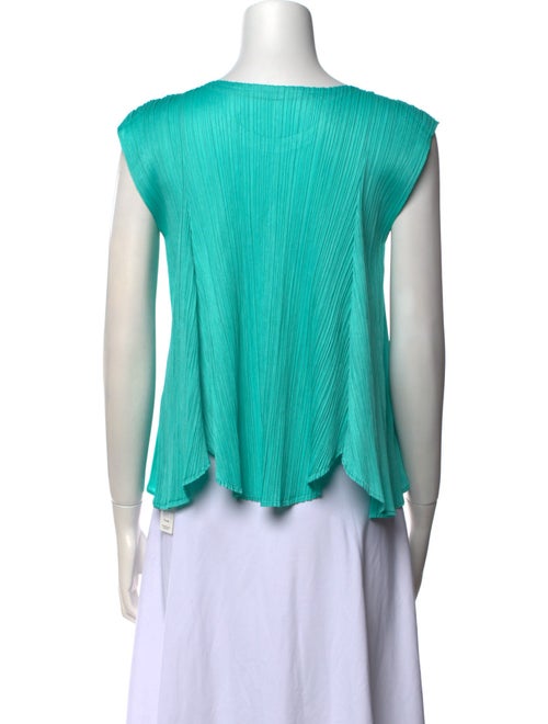 Pleats Please Issey Miyake Scoop Neck Short Sleeve Crop Top