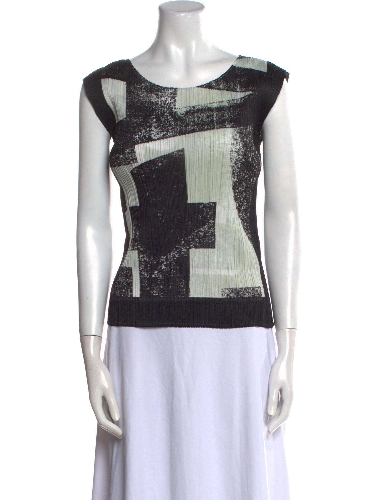 Pleats Please Issey Miyake Graphic Print Scoop Neck Top