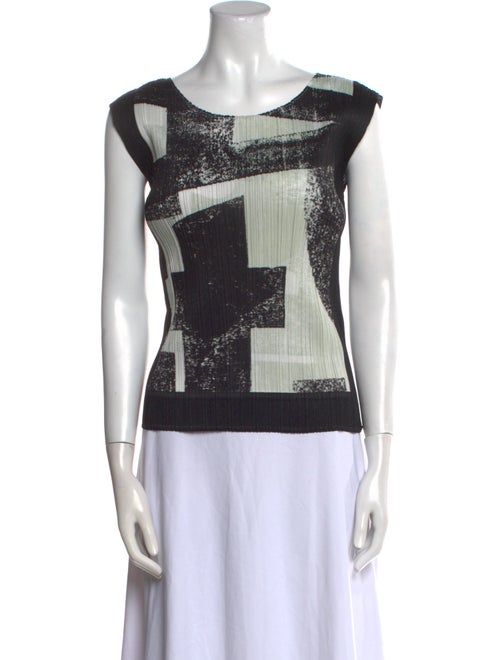 Pleats Please Issey Miyake Graphic Print Scoop Neck Top