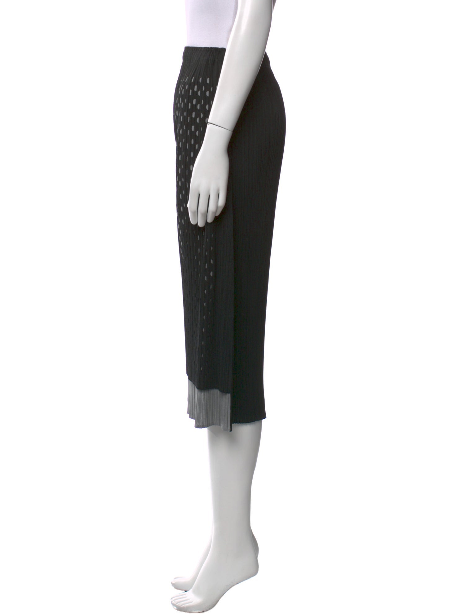 Pleats Please Issey Miyake Polka Dot Print Knee-Length Skirt