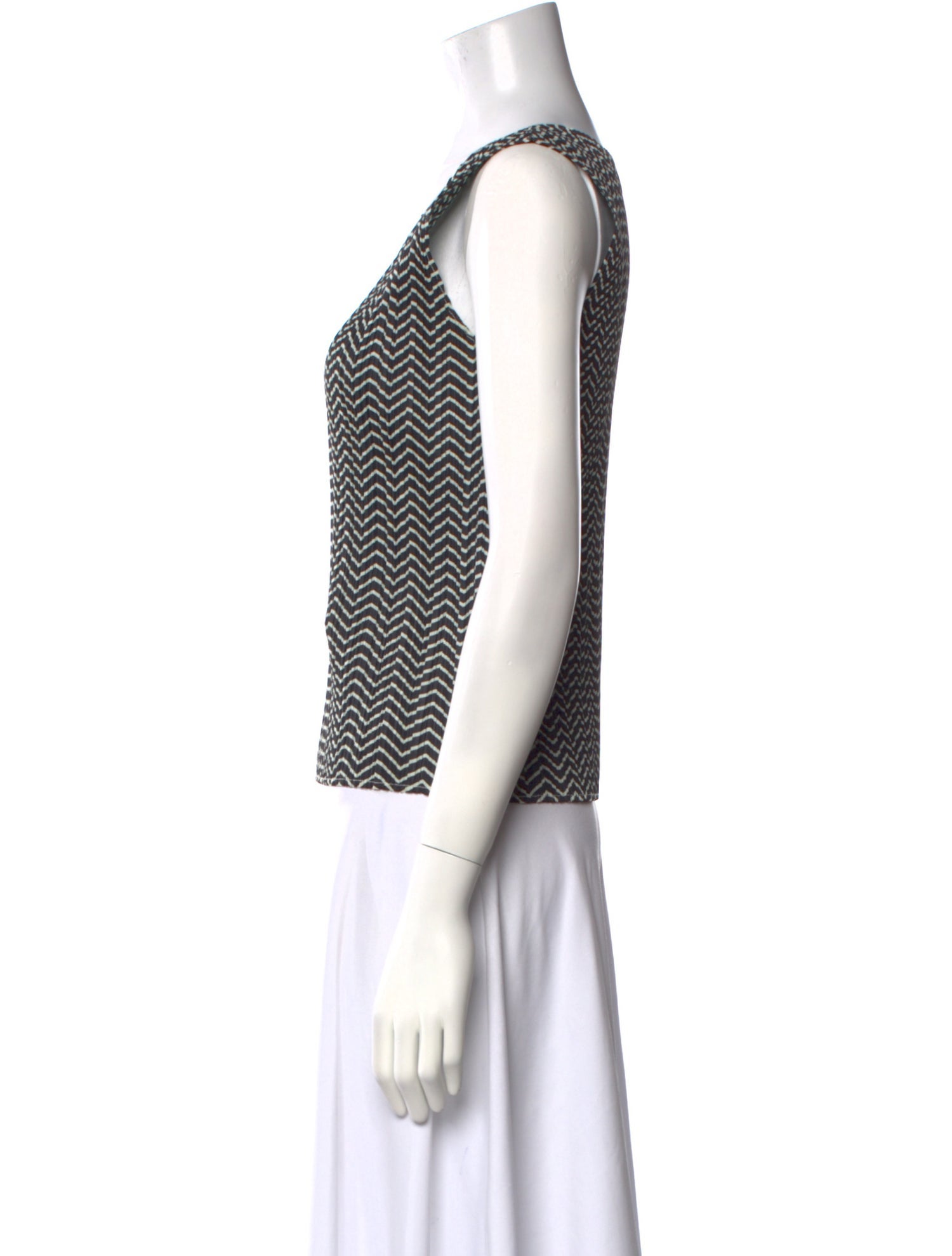 Pleats Please Issey Miyake Scoop Neck Sleeveless Top