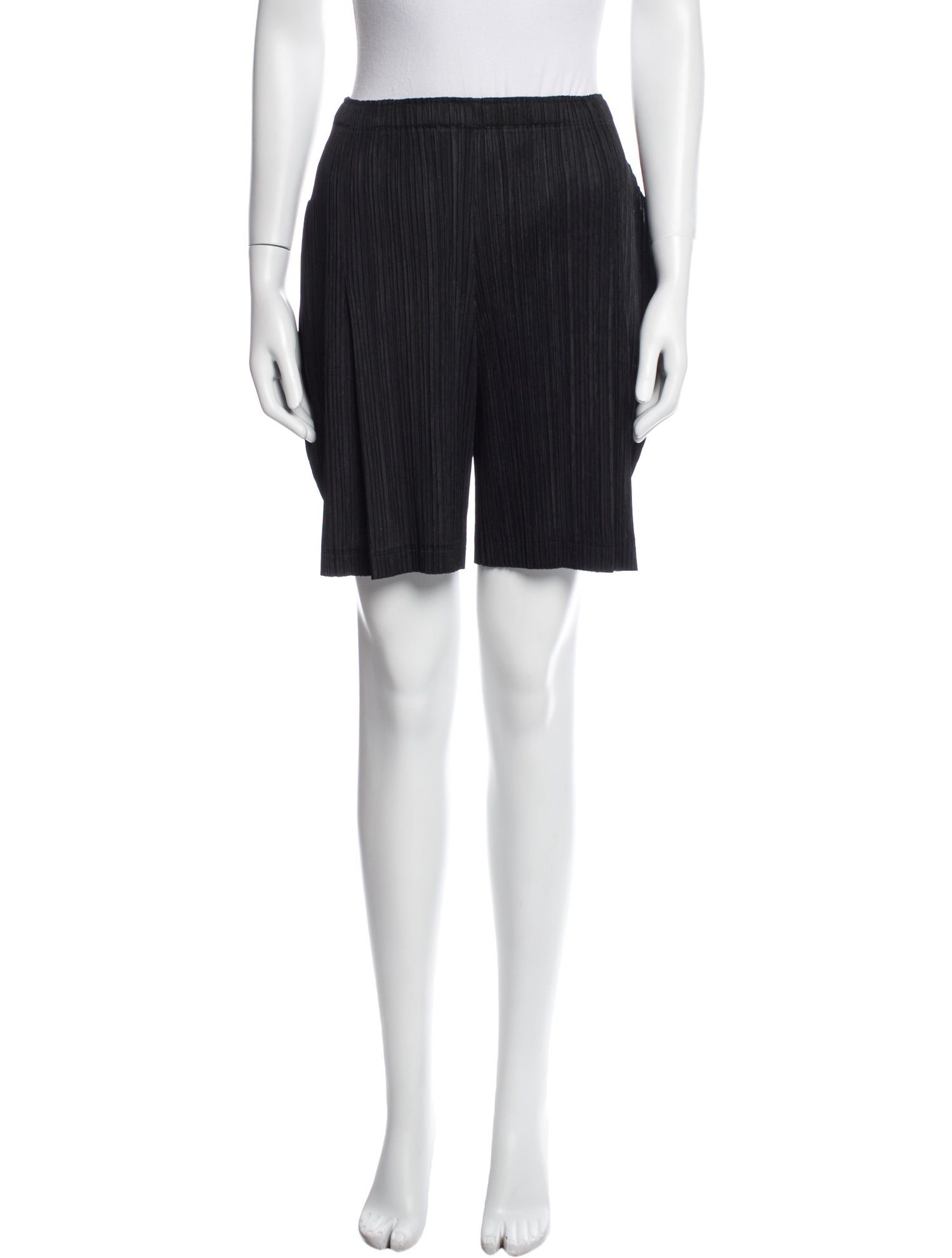 Pleats Please Issey Miyake Knee-Length Shorts