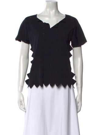 Pleats Please Issey Miyake V-Neck Short Sleeve T-Shirt