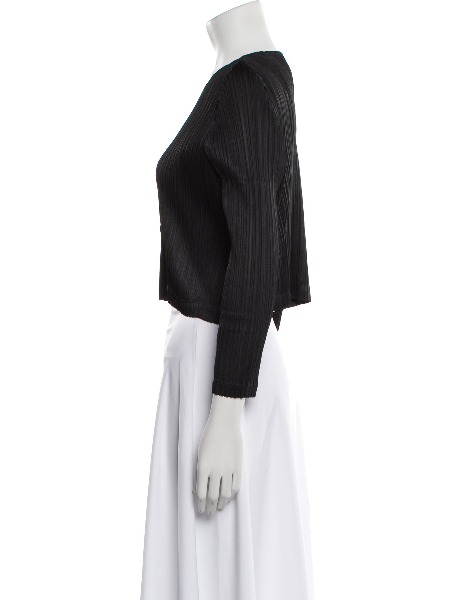 Pleats Please Issey Miyake V-Neck Three-Quarter Sleeve Crop Top