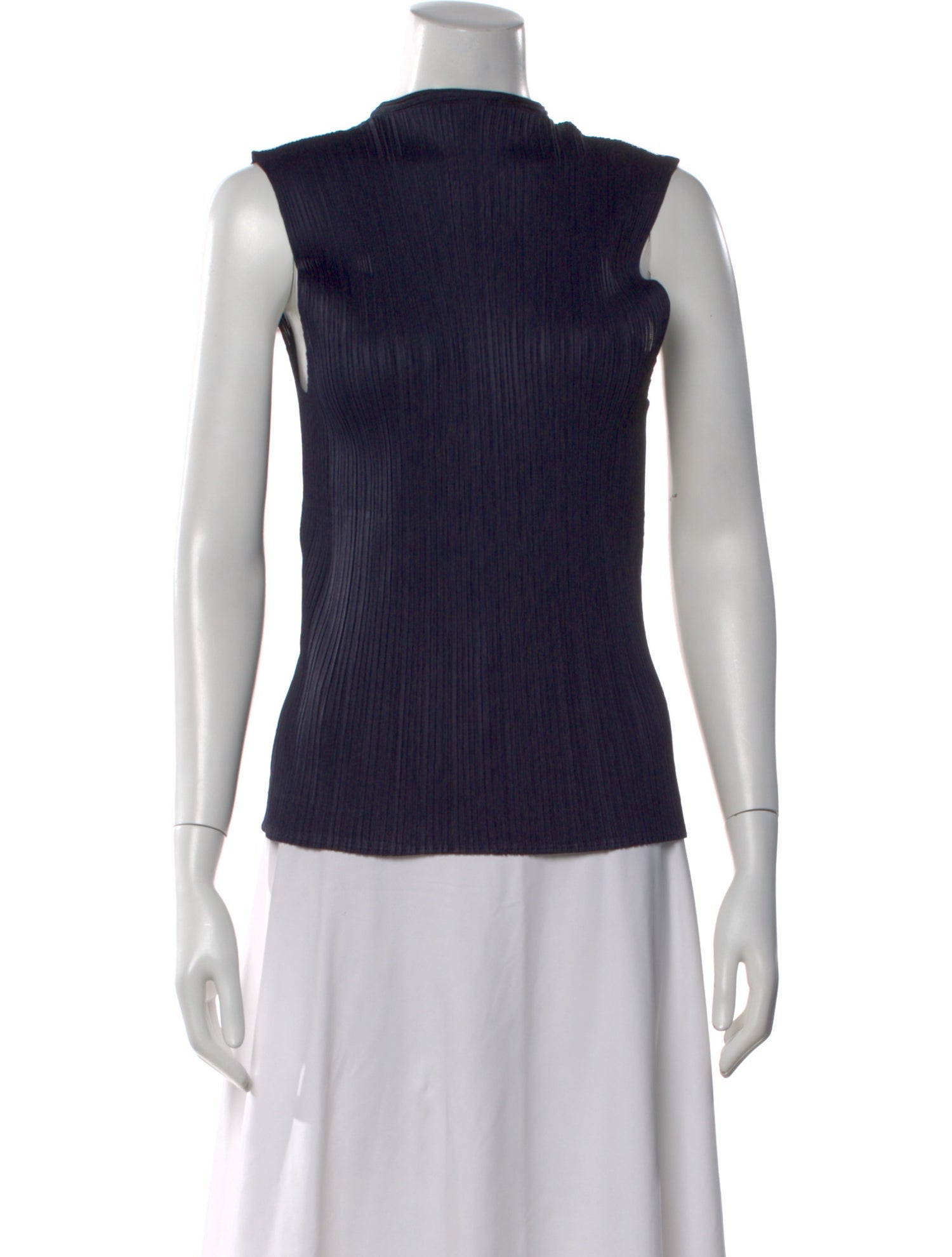 Pleats Please Issey Miyake On Sale - Up To 90% Off | The RealReal