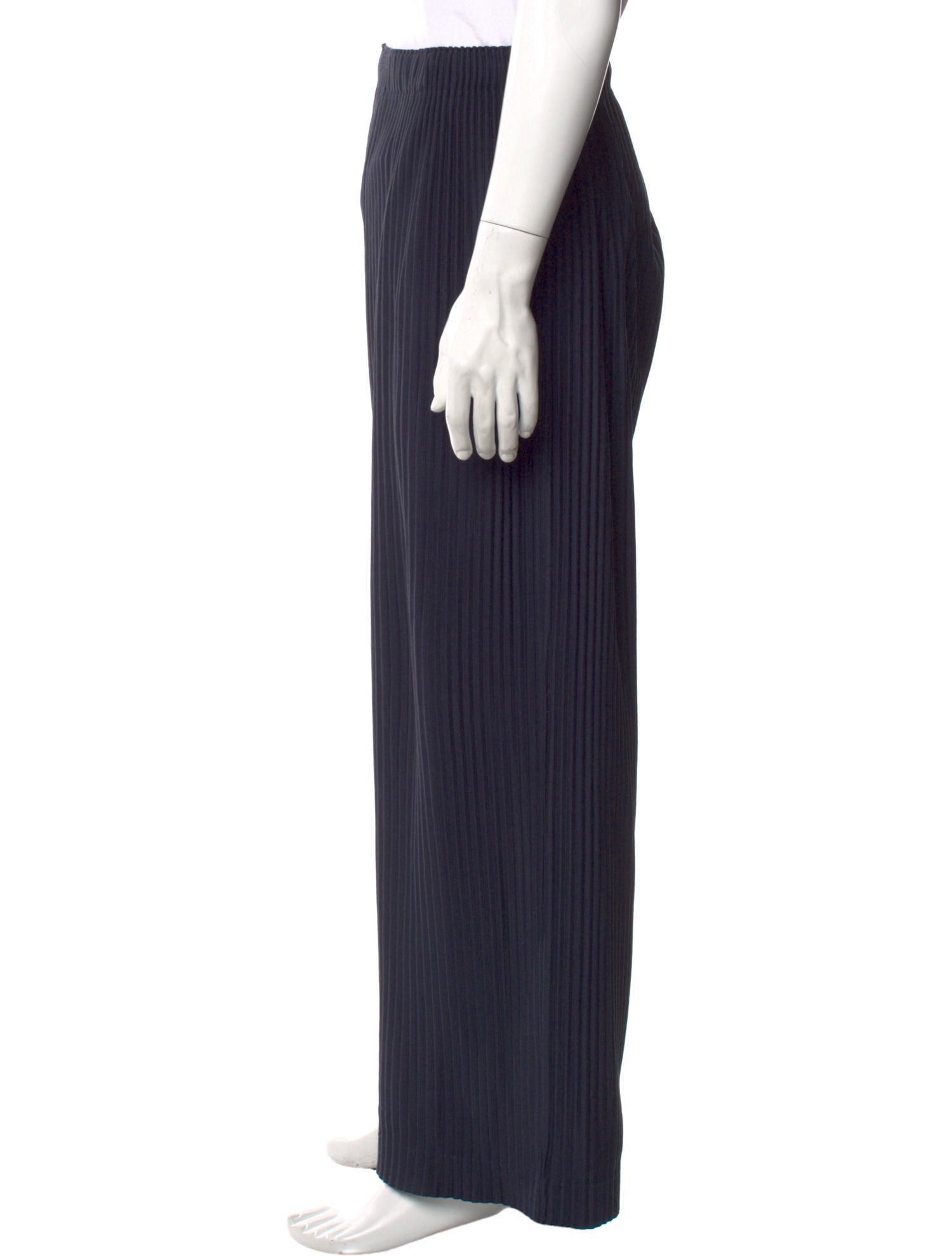 HOMME PLISSÉ ISSEY MIYAKE Pants