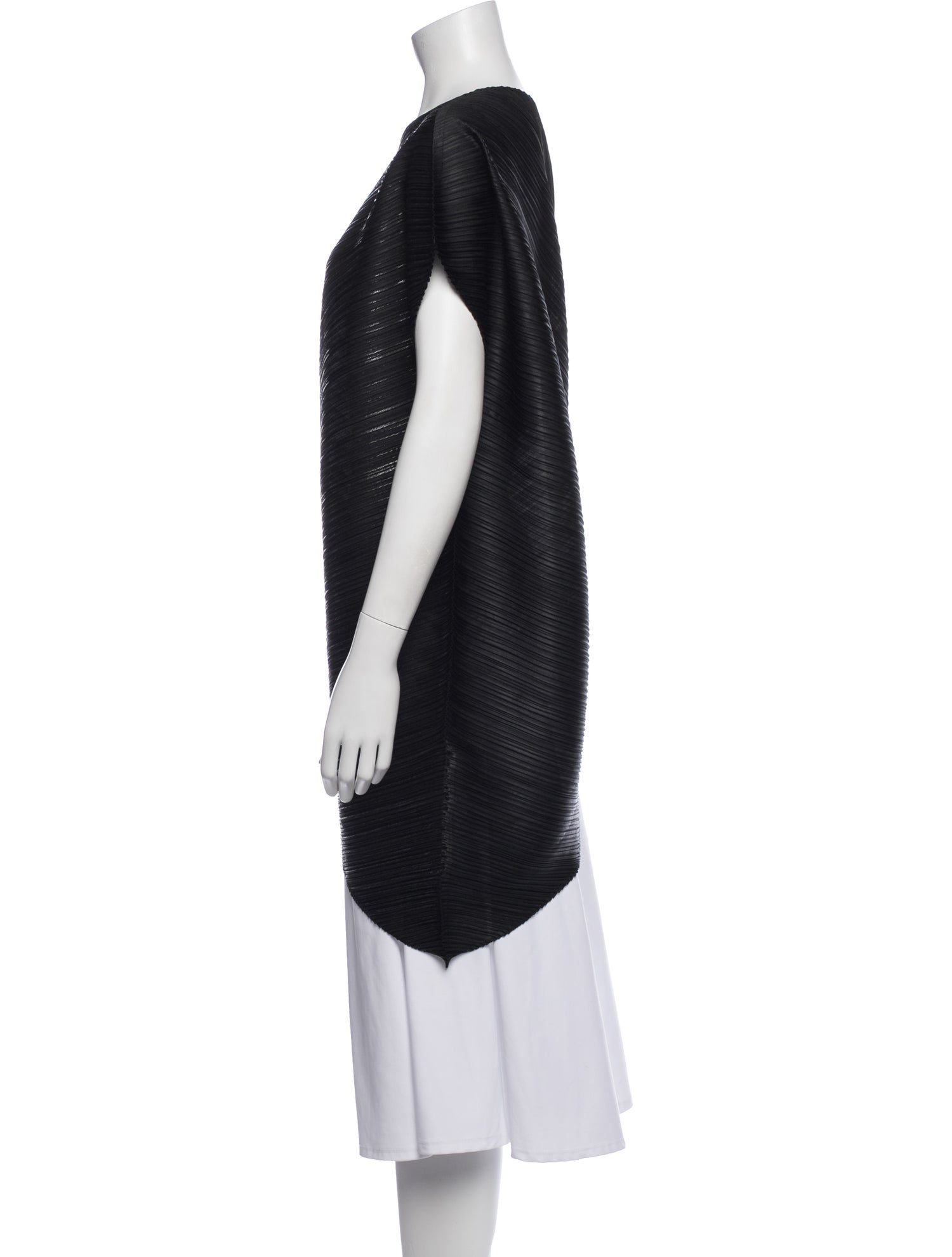 Pleats Please Issey Miyake Tops for Women | The RealReal