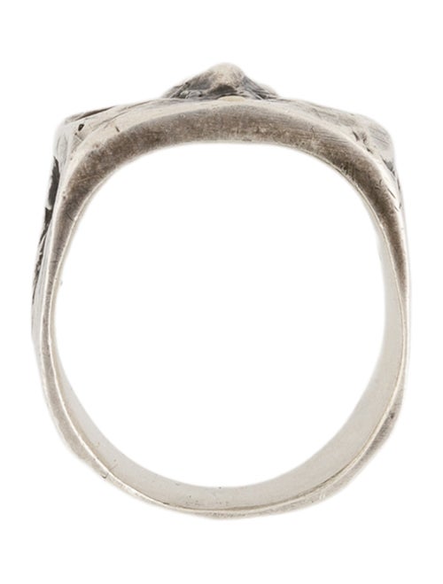 Polly Wales Skull Ring