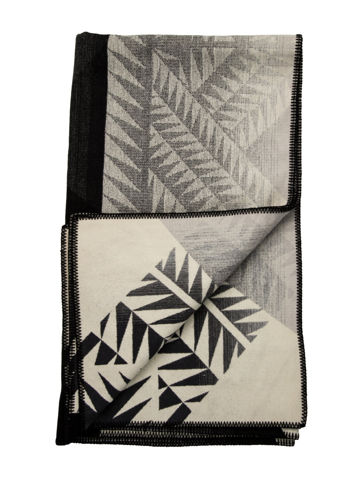 Pendleton Nike N7 'Seven Peaks' Throw Blanket