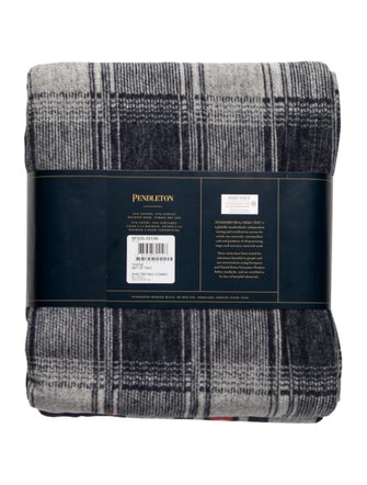 Pendleton Pair Of Throw Blankets